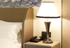 مجموعة أثاث الفندق الخشبي المخصص المهني أثاث لوبي غرفة الفندق أثاث غرف النوم بالفندق 5 نجوم